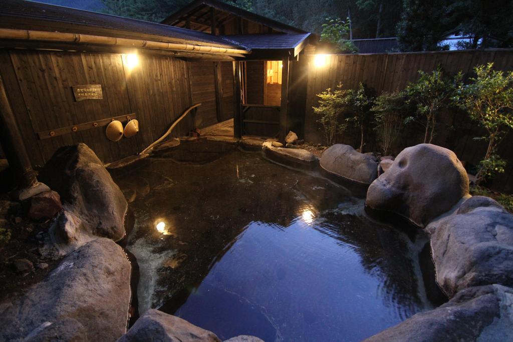 Yufuin Ryoan Wazanho Oita Exterior foto
