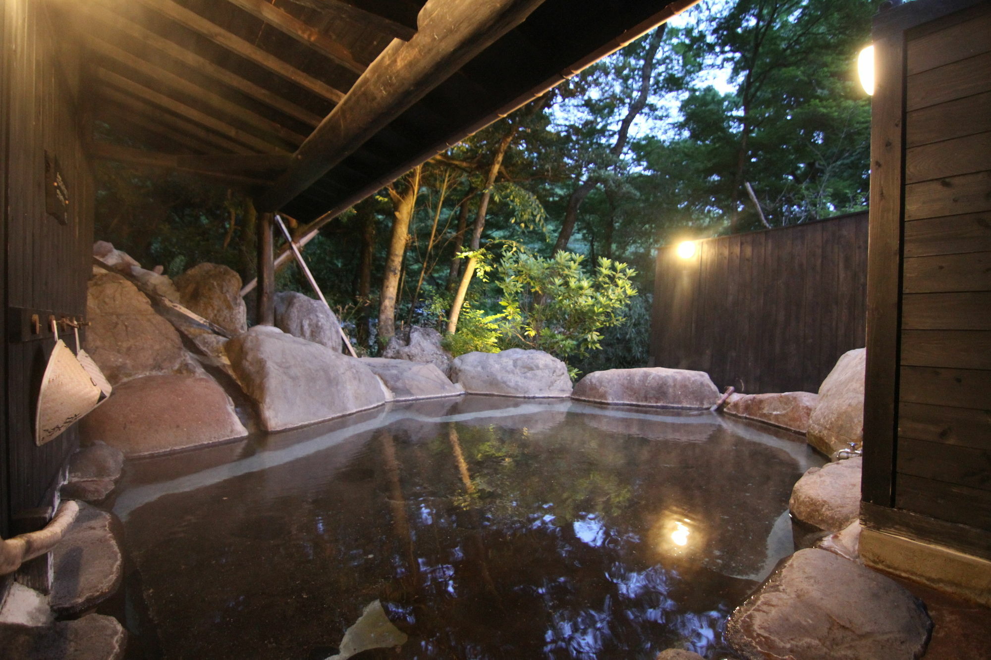 Yufuin Ryoan Wazanho Oita Exterior foto